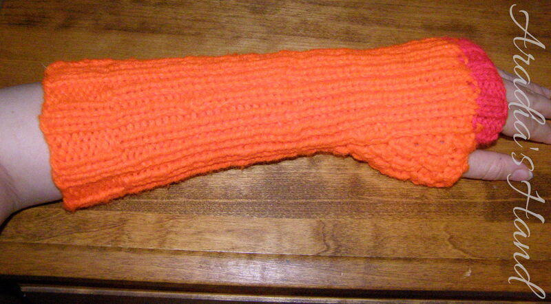 Orange and red color blocked hand knit armwarmers